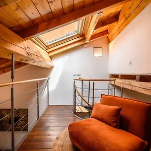 Ab Plus - Via Del Carro 11 , Bologna Italia