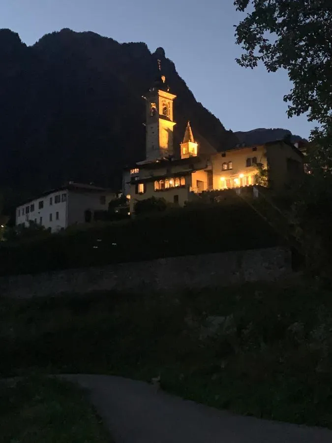 La Mansarda Di Casa Vacanze La Vite Bordogna 0*,  Italie